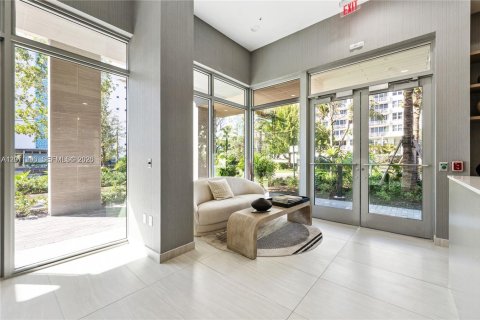 Condominio en alquiler en Bay Harbor Islands, Florida, 3 dormitorios № 2075170 - foto 28