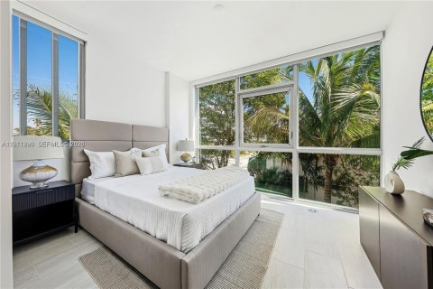 Condominio en alquiler en Bay Harbor Islands, Florida, 3 dormitorios № 2075170 - foto 16
