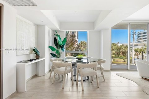 Condominio en alquiler en Bay Harbor Islands, Florida, 3 dormitorios № 2075170 - foto 2