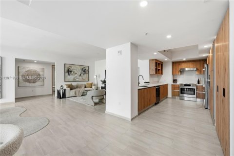 Condominio en alquiler en Bay Harbor Islands, Florida, 3 dormitorios № 2075170 - foto 6