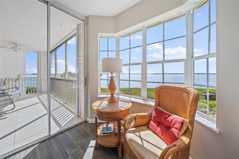 Condominio en alquiler en Hutchinson Island South, Florida, 2 dormitorios, 111.85 m2 № 2054377 - foto 8