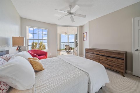 Condominio en alquiler en Hutchinson Island South, Florida, 2 dormitorios, 111.85 m2 № 2054377 - foto 11