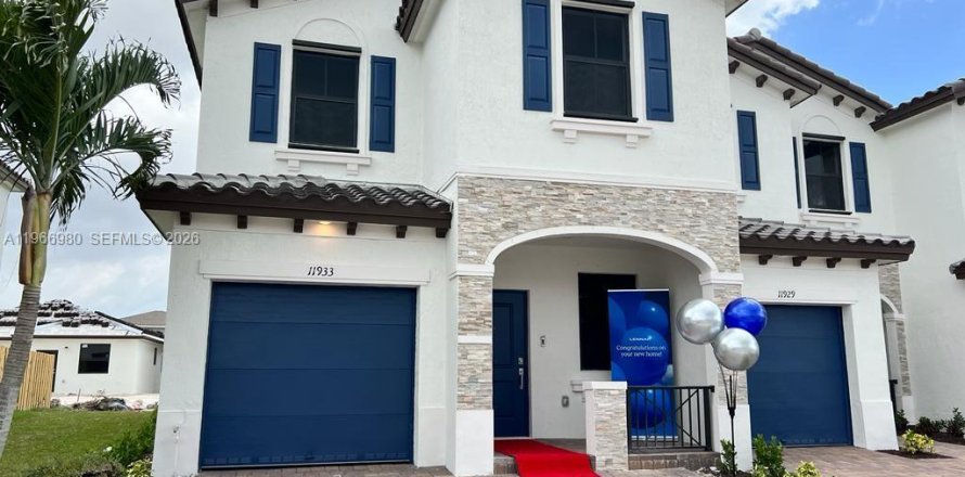 Townhouse in Homestead, Florida 3 bedrooms, 157.47 sq.m. № 2043124