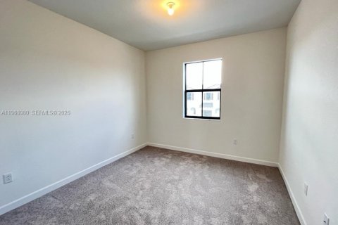 Townhouse in Homestead, Florida 3 bedrooms, 157.47 sq.m. № 2043124 - photo 13