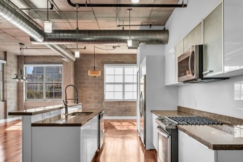 Купить кондоминиум в Форт-Лодердейл, Флорида 2 спальни, 140.47м2, № 1982249 - фото 8