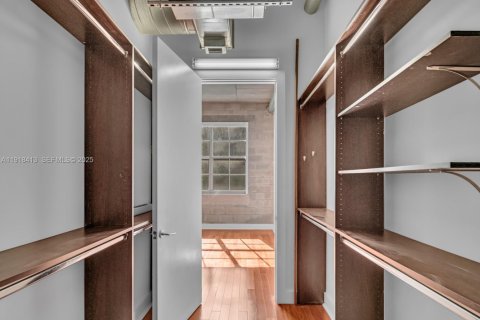 Купить кондоминиум в Форт-Лодердейл, Флорида 2 спальни, 140.47м2, № 1982249 - фото 26