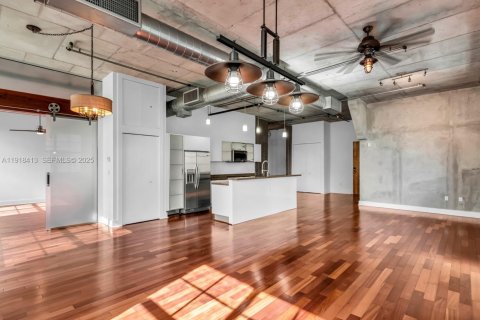 Купить кондоминиум в Форт-Лодердейл, Флорида 2 спальни, 140.47м2, № 1982249 - фото 17