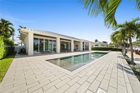 House in Fort Lauderdale, Florida 3 bedrooms, 249.91 sq.m. № 2255802 - photo 28