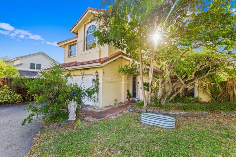 Casa en venta en Margate, Florida, 3 dormitorios, 174.66 m2 № 1976895 - foto 2