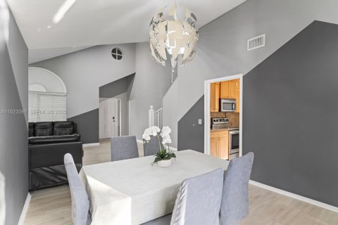 Casa en venta en Margate, Florida, 3 dormitorios, 174.66 m2 № 1976895 - foto 14