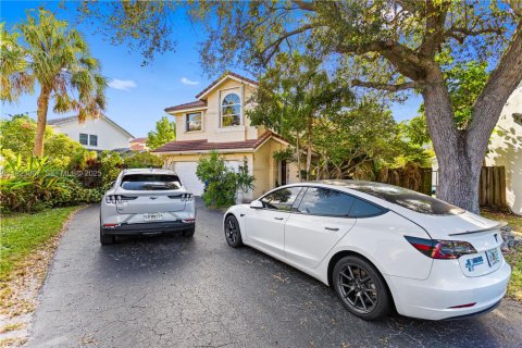 Casa en venta en Margate, Florida, 3 dormitorios, 174.66 m2 № 1976895 - foto 3