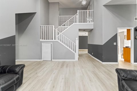 Casa en venta en Margate, Florida, 3 dormitorios, 174.66 m2 № 1976895 - foto 7