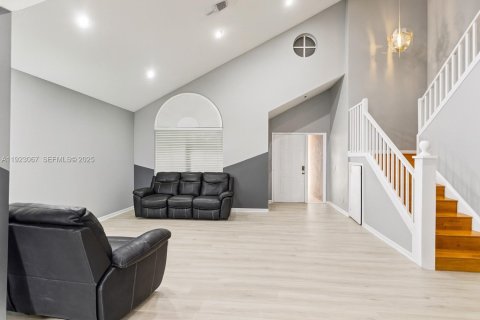 Casa en venta en Margate, Florida, 3 dormitorios, 174.66 m2 № 1976895 - foto 6