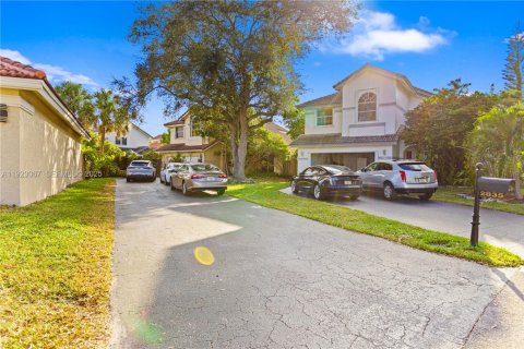 Casa en venta en Margate, Florida, 3 dormitorios, 174.66 m2 № 1976895 - foto 4