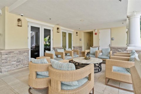 Casa en venta en Kissimmee, Florida, 5 dormitorios, 280.01 m2 № 1824229 - foto 16