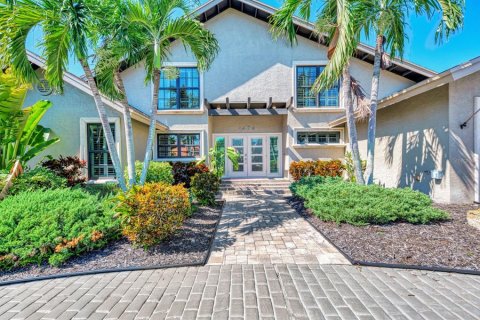 Villa ou maison à Osprey, Floride 4 chambres, 301.56 m2 № 2420493