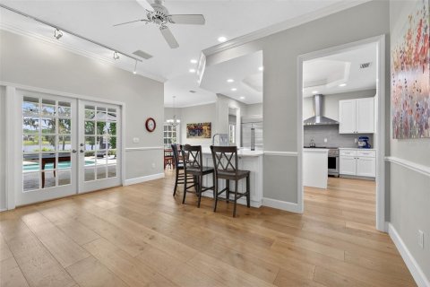 Casa en alquiler en Lutz, Florida, 5 dormitorios, 386.19 m2 № 1907792 - foto 11