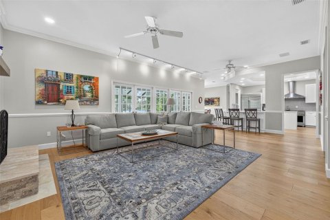 Casa en alquiler en Lutz, Florida, 5 dormitorios, 386.19 m2 № 1907792 - foto 4