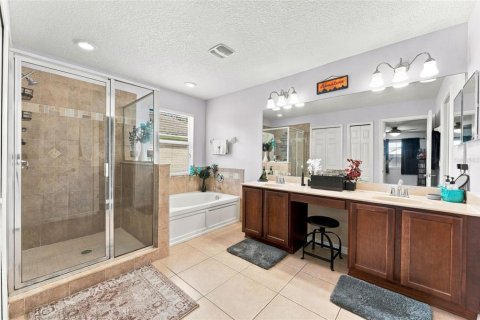 House in Hudson, Florida 6 bedrooms, 277.96 sq.m. № 2391594 - photo 28