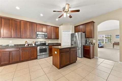 House in Hudson, Florida 6 bedrooms, 277.96 sq.m. № 2391594 - photo 14