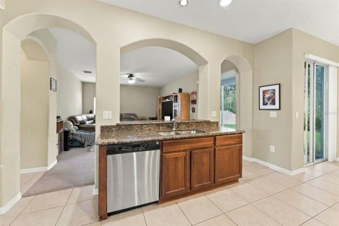 House in Hudson, Florida 6 bedrooms, 277.96 sq.m. № 2391594 - photo 21