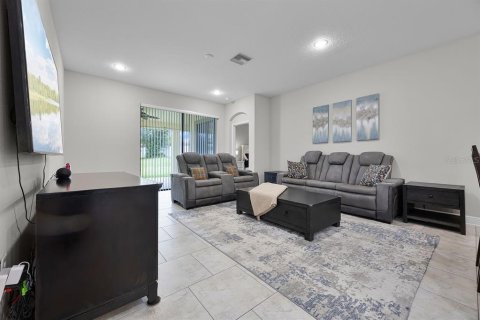 House in Lakeland, Florida 4 bedrooms, 278.99 sq.m. № 1910802 - photo 19