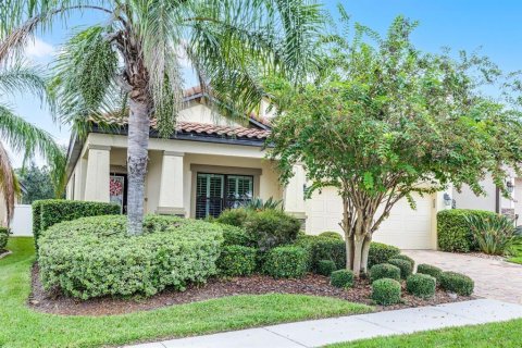 House in Lakeland, Florida 4 bedrooms, 278.99 sq.m. № 1910802 - photo 3