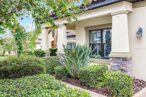 House in Lakeland, Florida 4 bedrooms, 278.99 sq.m. № 1910802 - photo 8