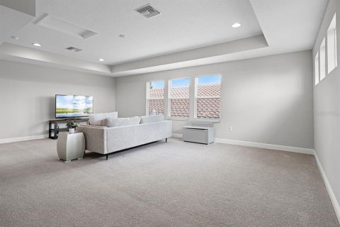 House in Lakeland, Florida 4 bedrooms, 278.99 sq.m. № 1910802 - photo 24