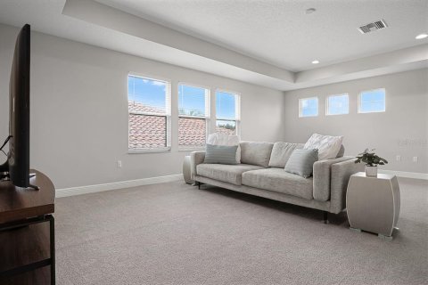 House in Lakeland, Florida 4 bedrooms, 278.99 sq.m. № 1910802 - photo 27
