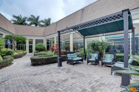 Condo in Delray Beach, Florida, 2 bedrooms № 2259696 - photo 29
