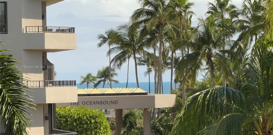 Condo à Key Biscayne, Floride, 2 chambres № 1707330