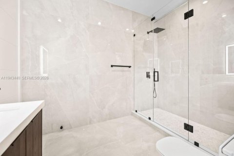 Adosado en venta en Fort Lauderdale, Florida, 4 dormitorios № 2000230 - foto 17