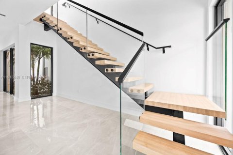 Adosado en venta en Fort Lauderdale, Florida, 4 dormitorios № 2000230 - foto 12