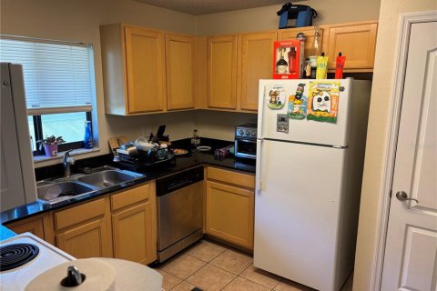 Condo in Sanford, Florida, 2 bedrooms № 2259270 - photo 11
