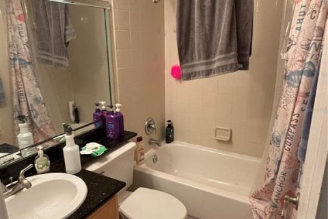 Condo in Sanford, Florida, 2 bedrooms № 2259270 - photo 15