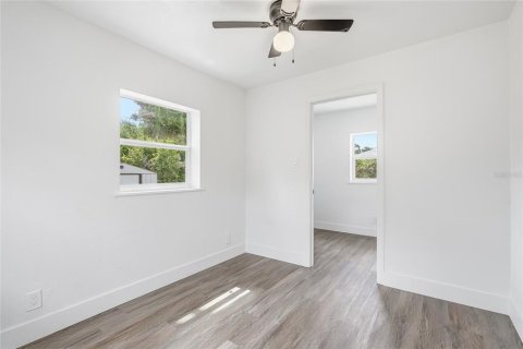 Casa en venta en Saint Petersburg, Florida, 3 dormitorios, 110.55 m2 № 2166923 - foto 27