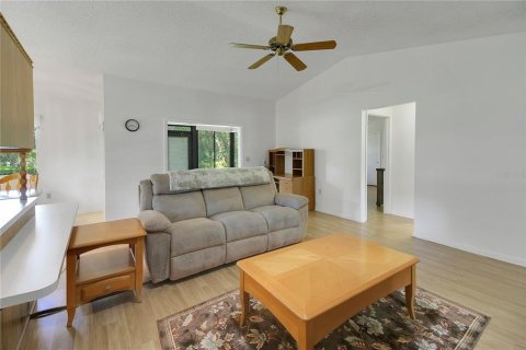 House in Leesburg, Florida 2 bedrooms, 109.81 sq.m. № 1905164 - photo 19
