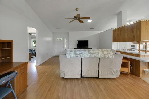 House in Leesburg, Florida 2 bedrooms, 109.81 sq.m. № 1905164 - photo 16
