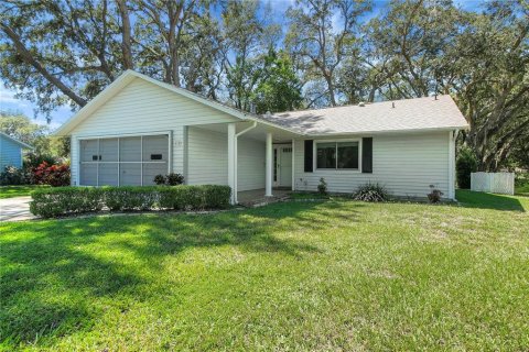 House in Leesburg, Florida 2 bedrooms, 109.81 sq.m. № 1905164 - photo 2