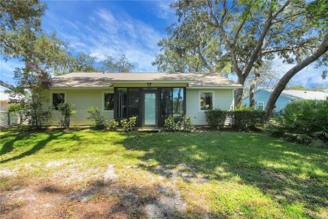House in Leesburg, Florida 2 bedrooms, 109.81 sq.m. № 1905164 - photo 14