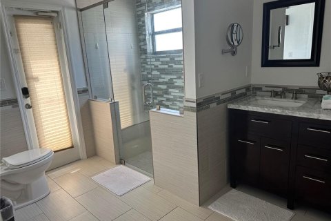 Casa en alquiler en Kissimmee, Florida, 3 dormitorios, 151.9 m2 № 1755071 - foto 12
