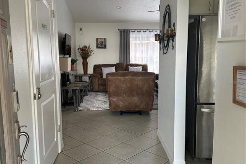 Casa en alquiler en Kissimmee, Florida, 3 dormitorios, 151.9 m2 № 1755071 - foto 4