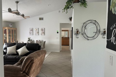 Casa en alquiler en Kissimmee, Florida, 3 dormitorios, 151.9 m2 № 1755071 - foto 9