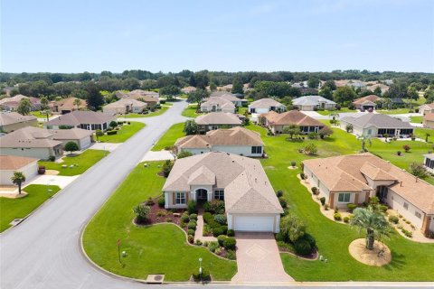 Casa en venta en Summerfield, Florida, 2 dormitorios, 197.88 m2 № 1906140 - foto 2
