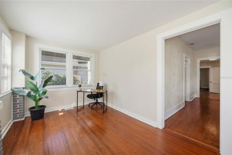 House in Bradenton, Florida 2 bedrooms, 123 sq.m. № 2100254 - photo 8