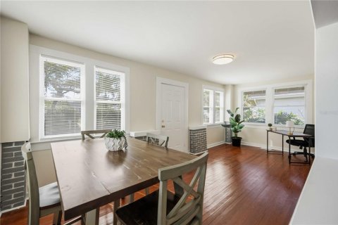 House in Bradenton, Florida 2 bedrooms, 123 sq.m. № 2100254 - photo 5