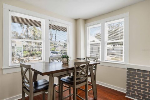 House in Bradenton, Florida 2 bedrooms, 123 sq.m. № 2100254 - photo 9