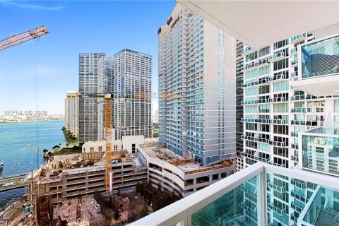 Condominio en Miami, Florida, 2 dormitorios  № 2024725