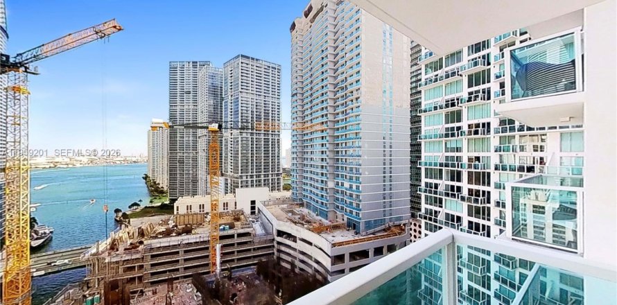 Condominio en Miami, Florida, 2 dormitorios  № 2024725